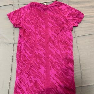 Lululemon Swiftly Top